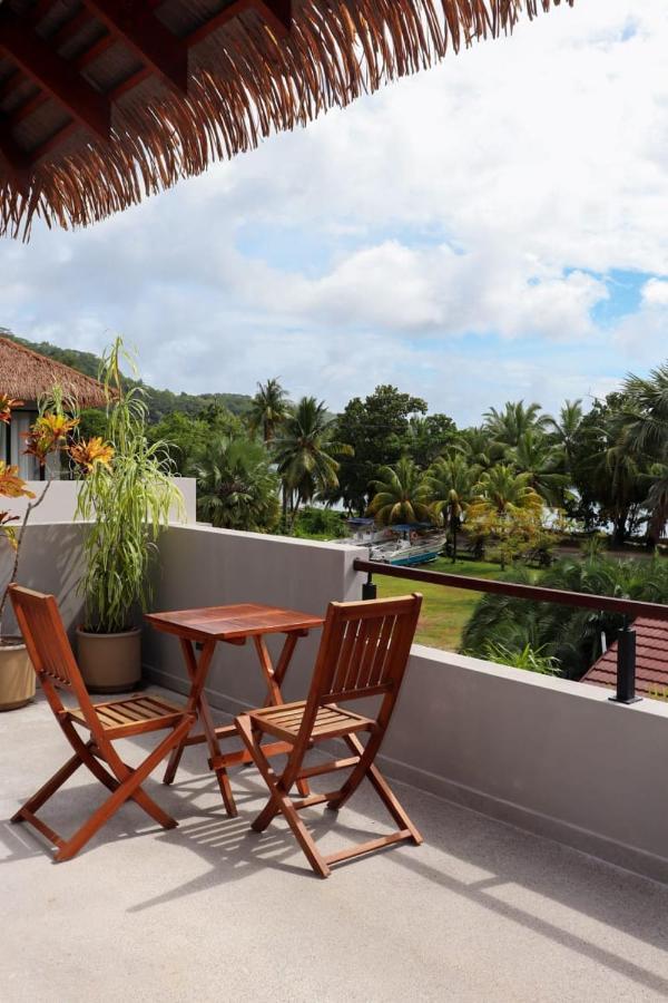 Blue Lagoon Baie Lazare  Exterior photo